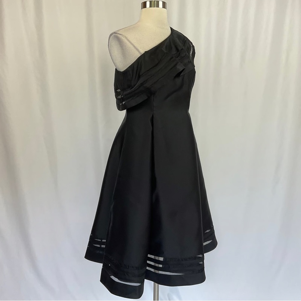 Adrianna Papell Mikado Organza Dress size 6